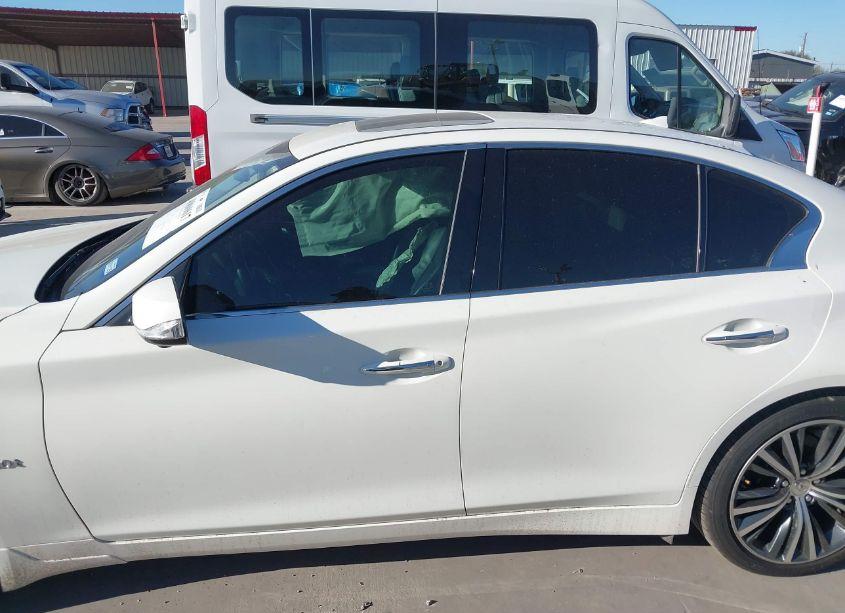 Photo 14 of 2018 Infiniti Q50 3.0T LUXE (VIN JN1EV7AP8JM591364)