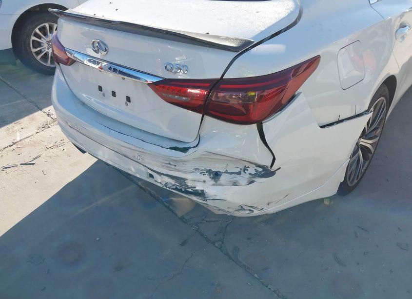 Photo 18 of 2018 Infiniti Q50 3.0T LUXE (VIN JN1EV7AP8JM591364)
