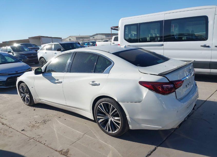 Photo 3 of 2018 Infiniti Q50 3.0T LUXE (VIN JN1EV7AP8JM591364)