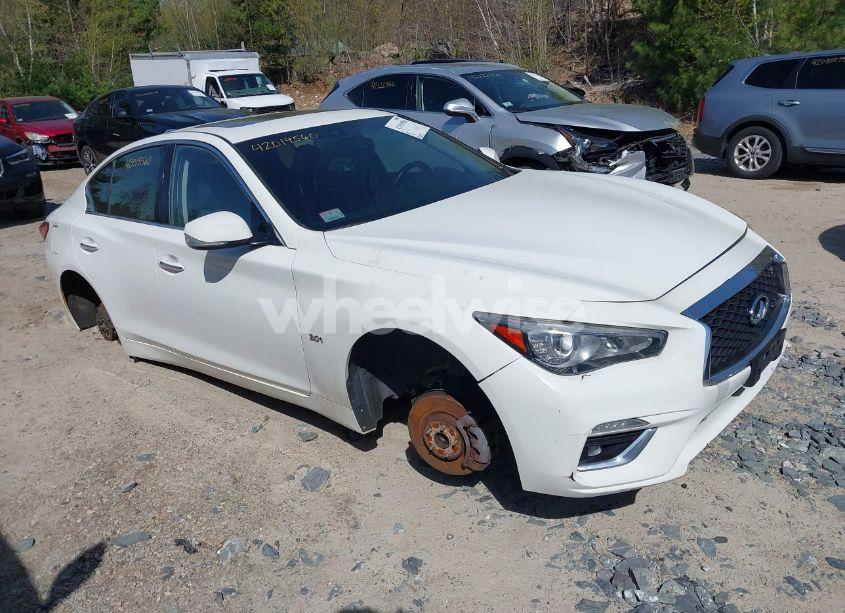 2019 Infiniti Q50 3.0T LUXE (VIN JN1EV7AP8KM514284) main photo