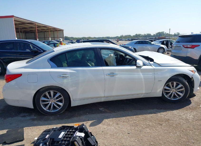 Photo 12 of 2016 Infiniti Q50 3.0T PREMIUM (VIN JN1EV7AP9GM301058)