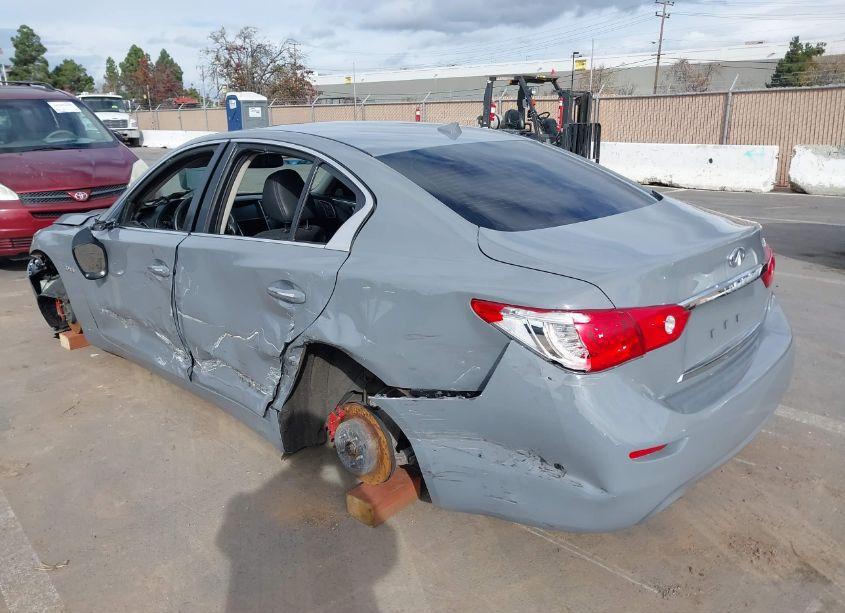 Photo 3 of 2016 Infiniti Q50 (VIN JN1EV7AP9GM556597)