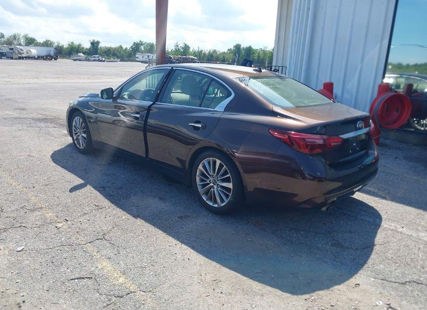 Photo 3 of 2018 Infiniti Q50 3.0T LUXE (VIN JN1EV7AP9JM591471)