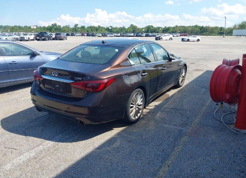 Photo 4 of 2018 Infiniti Q50 3.0T LUXE (VIN JN1EV7AP9JM591471)