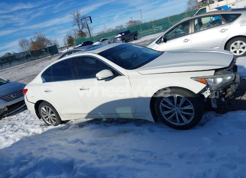 Photo 13 of 2017 Infiniti Q50 3.0T PREMIUM (VIN JN1EV7APXHM734101)