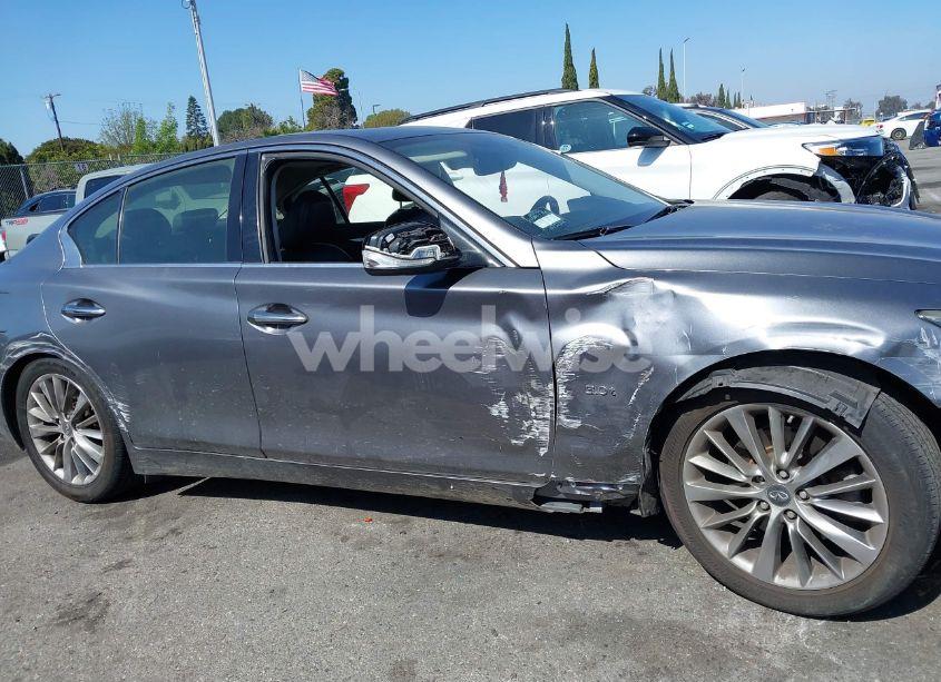 Photo 13 of 2019 Infiniti Q50 3.0T LUXE (VIN JN1EV7APXKM511385)