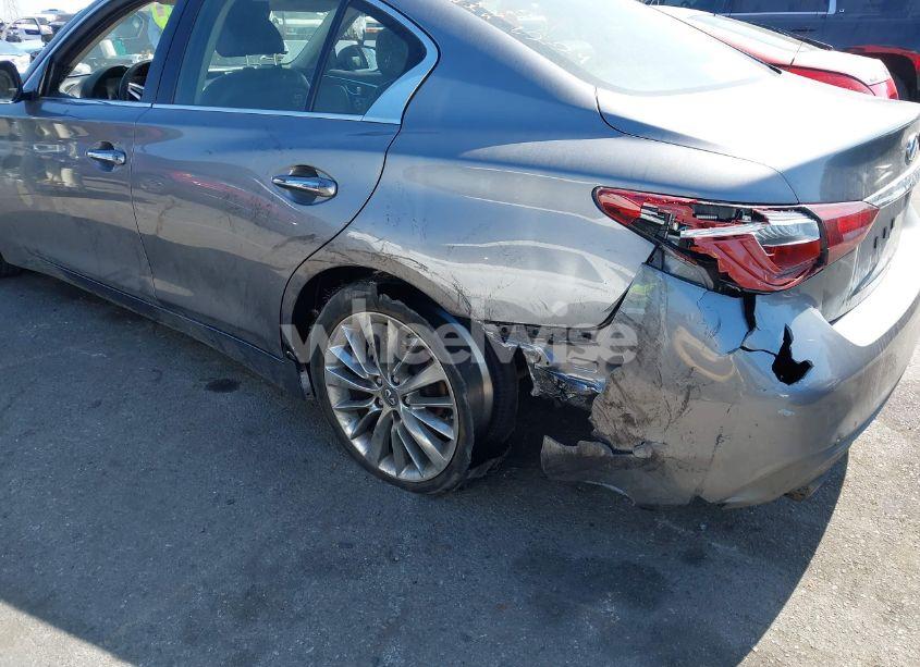 Photo 6 of 2019 Infiniti Q50 3.0T LUXE (VIN JN1EV7APXKM511385)