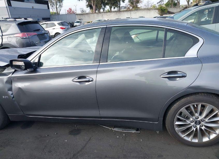 Photo 14 of 2019 Infiniti Q50 3.0T LUXE (VIN JN1EV7APXKM511841)