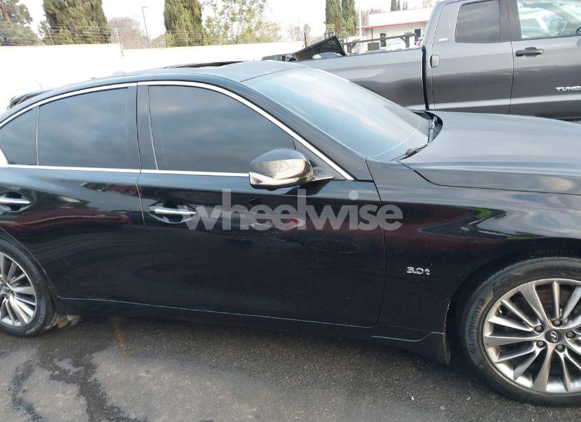 Photo 13 of 2018 Infiniti Q50 3.0T LUXE (VIN JN1EV7AR0JM430010)