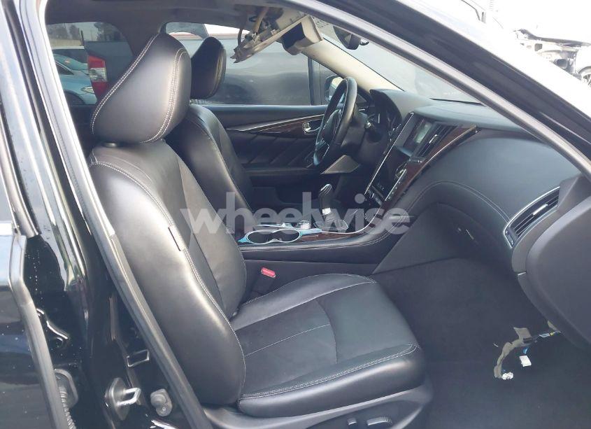 Photo 5 of 2018 Infiniti Q50 3.0T LUXE (VIN JN1EV7AR0JM430010)