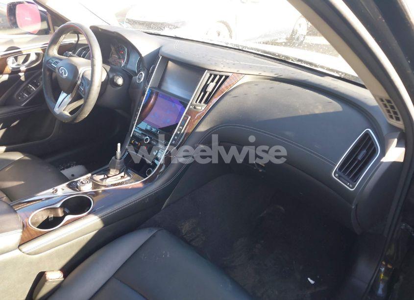 Photo 5 of 2018 Infiniti Q50 3.0T LUXE (VIN JN1EV7AR0JM431657)