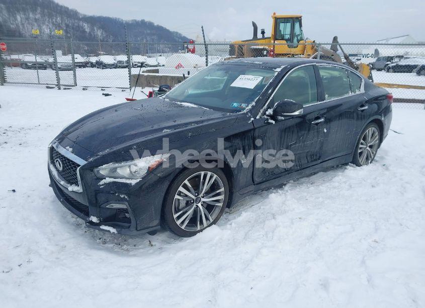 Photo 2 of 2018 Infiniti Q50 3.0T SPORT (VIN JN1EV7AR0JM433652)