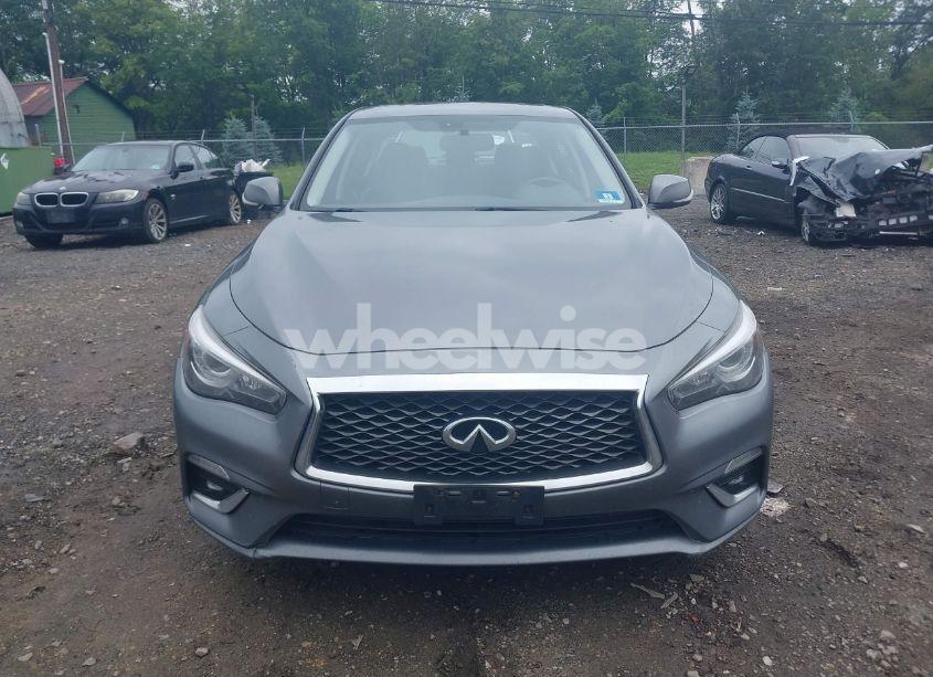 Photo 12 of 2018 Infiniti Q50 3.0T LUXE (VIN JN1EV7AR0JM438088)