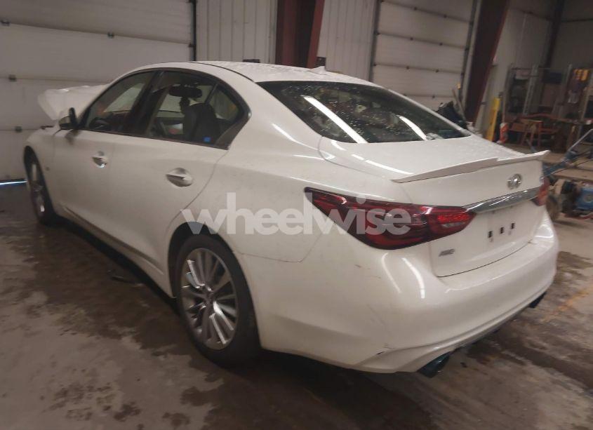 Photo 3 of 2018 Infiniti Q50 3.0T LUXE (VIN JN1EV7AR0JM440522)