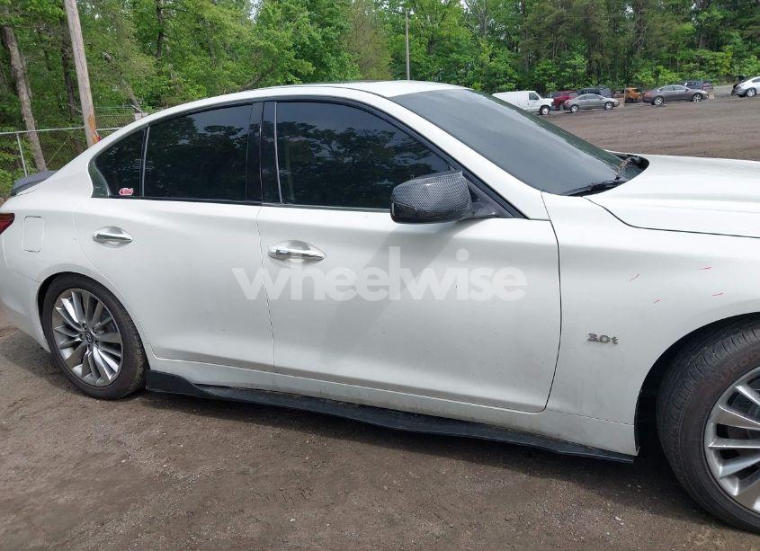 Photo 13 of 2018 Infiniti Q50 3.0T LUXE (VIN JN1EV7AR1JM430534)