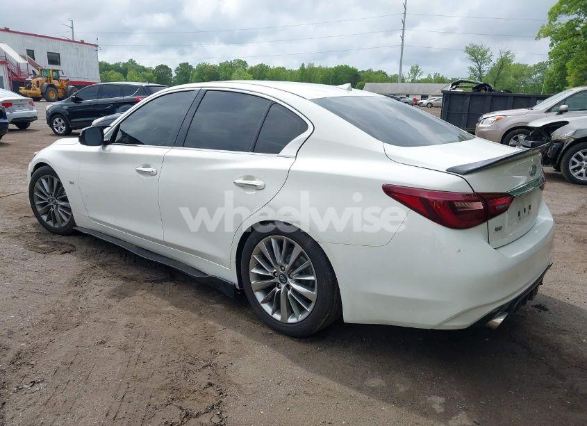 Photo 3 of 2018 Infiniti Q50 3.0T LUXE (VIN JN1EV7AR1JM430534)