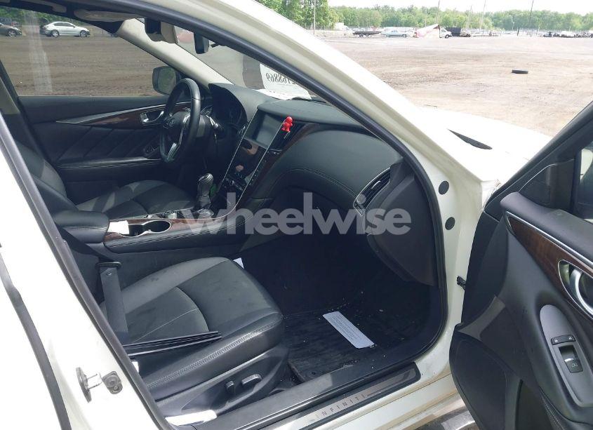 Photo 5 of 2018 Infiniti Q50 3.0T LUXE (VIN JN1EV7AR1JM430534)