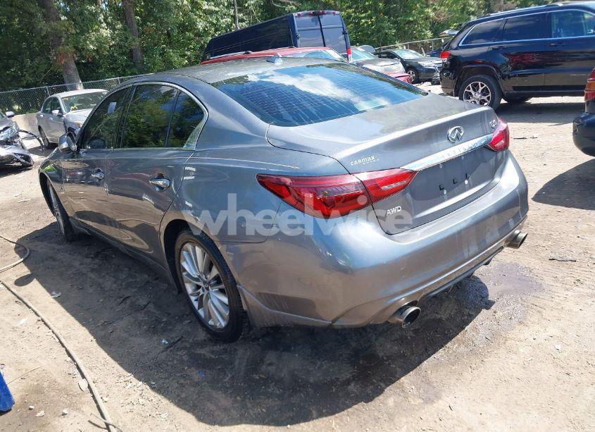 Photo 3 of 2018 Infiniti Q50 3.0T LUXE (VIN JN1EV7AR1JM444398)