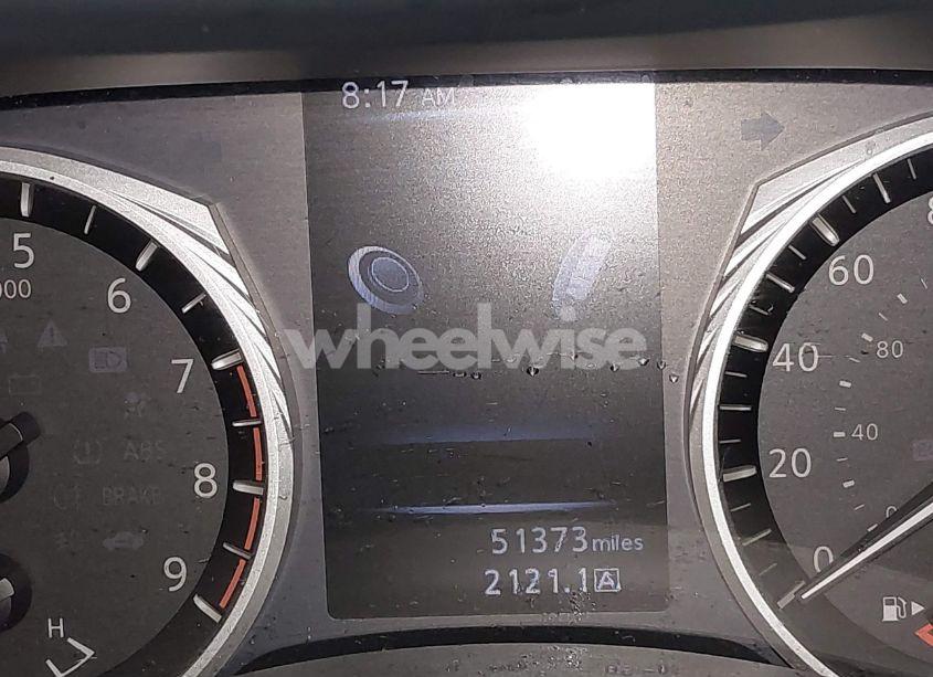 Photo 15 of 2018 Infiniti Q50 3.0T LUXE (VIN JN1EV7AR1JM610743)