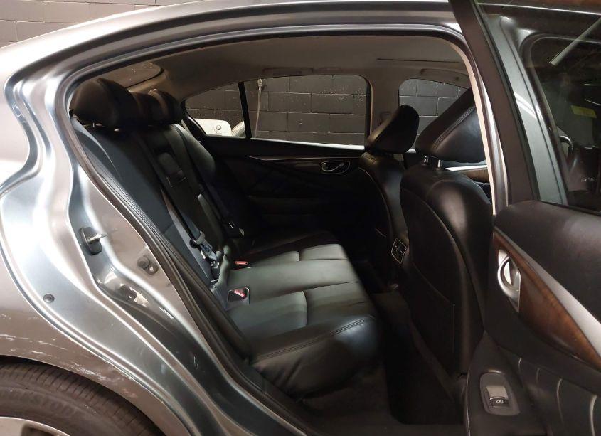 Photo 8 of 2019 Infiniti Q50 3.0T LUXE (VIN JN1EV7AR1KM552490)