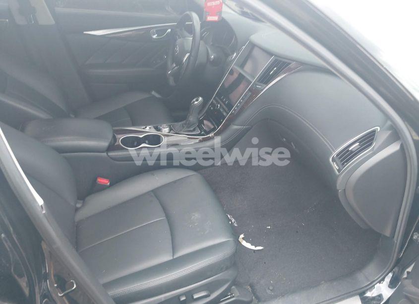 Photo 5 of 2019 Infiniti Q50 3.0T LUXE (VIN JN1EV7AR1KM553722)