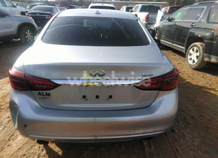 Photo 17 of 2019 Infiniti Q50 3.0T LUXE (VIN JN1EV7AR1KM559410)