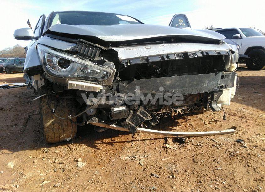 Photo 6 of 2019 Infiniti Q50 3.0T LUXE (VIN JN1EV7AR1KM559410)