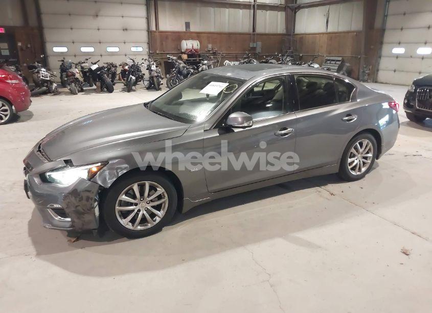 Photo 2 of 2018 Infiniti Q50 3.0T LUXE (VIN JN1EV7AR2JM433331)