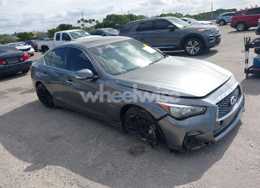 2018 Infiniti Q50 (VIN JN1EV7AR2JM610721) main photo