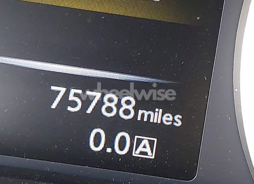 Photo 14 of 2018 Infiniti Q50 (VIN JN1EV7AR2JM610721)