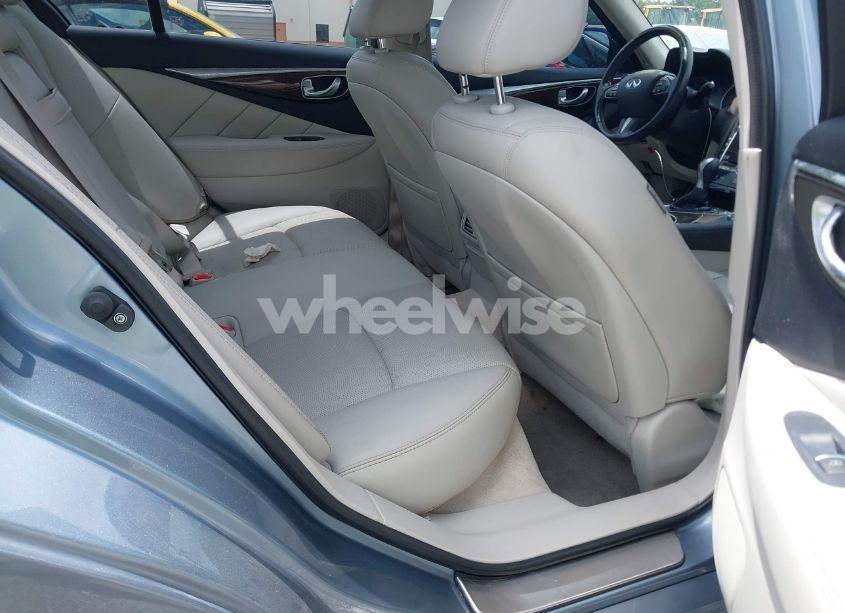 Photo 8 of 2016 Infiniti Q50 3.0T PREMIUM (VIN JN1EV7AR3GM345977)