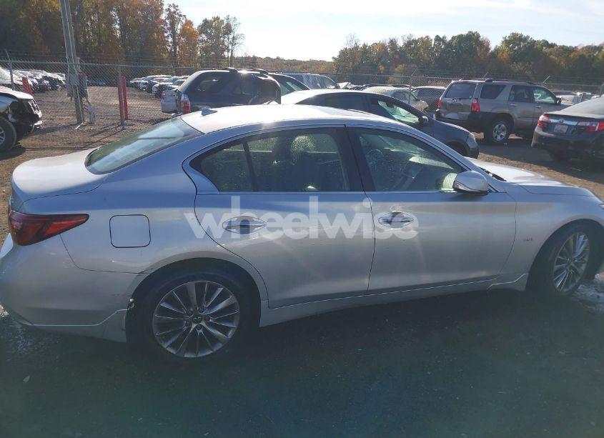 Photo 12 of 2018 Infiniti Q50 3.0T LUXE (VIN JN1EV7AR3JM434858)