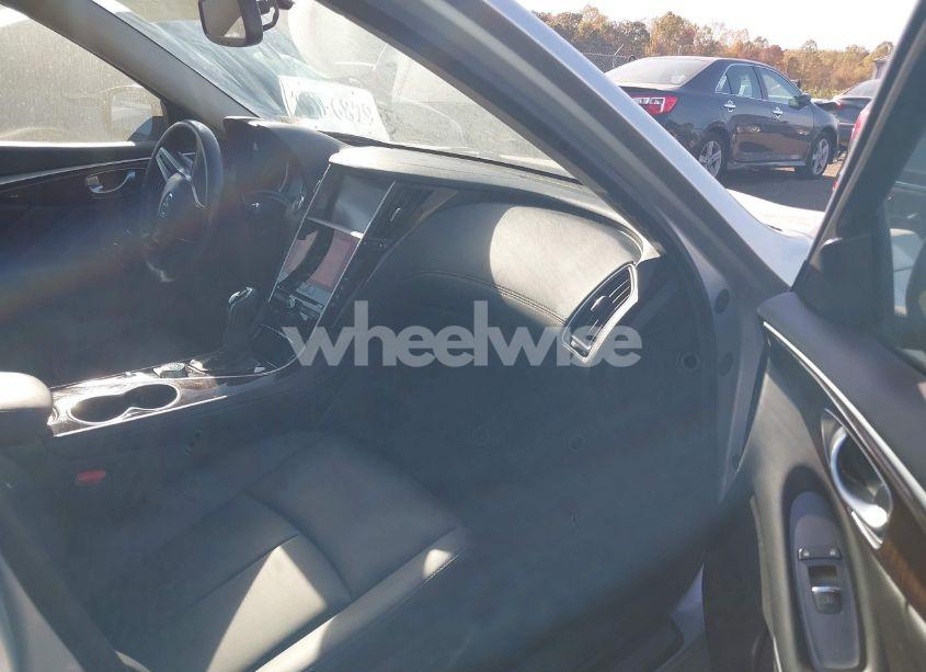 Photo 5 of 2018 Infiniti Q50 3.0T LUXE (VIN JN1EV7AR3JM434858)