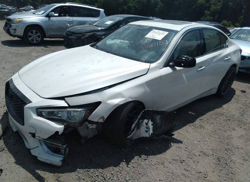 Photo 2 of 2018 Infiniti Q50 3.0T LUXE (VIN JN1EV7AR3JM441146)