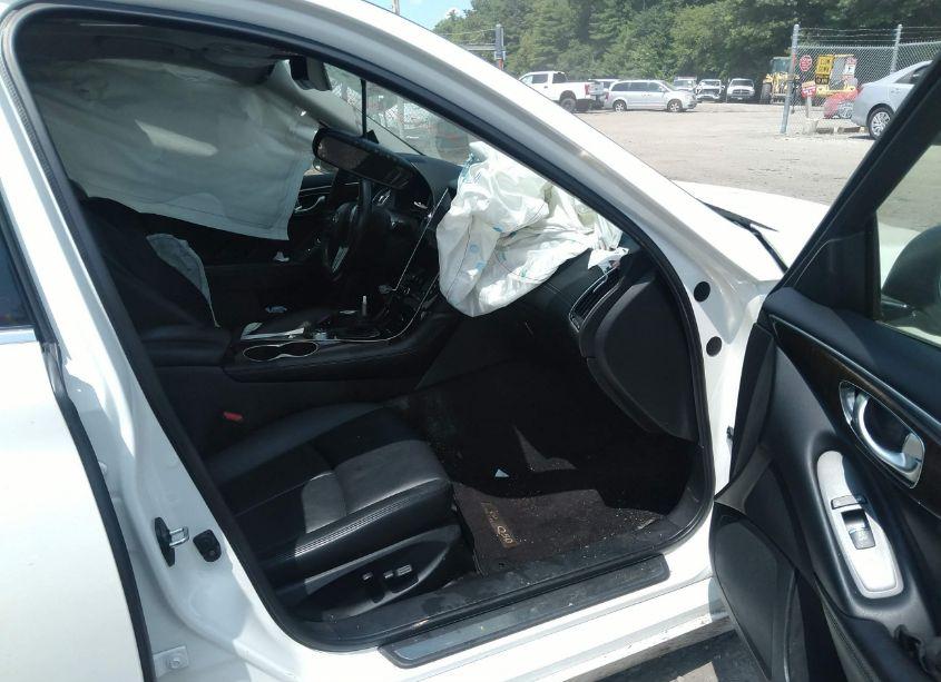 Photo 5 of 2018 Infiniti Q50 3.0T LUXE (VIN JN1EV7AR3JM441146)