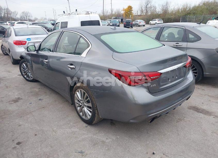 Photo 3 of 2018 Infiniti Q50 (VIN JN1EV7AR3JM441616)