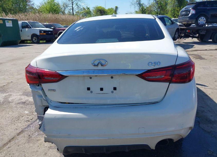 Photo 17 of 2018 Infiniti Q50 3.0T LUXE (VIN JN1EV7AR3JM442538)
