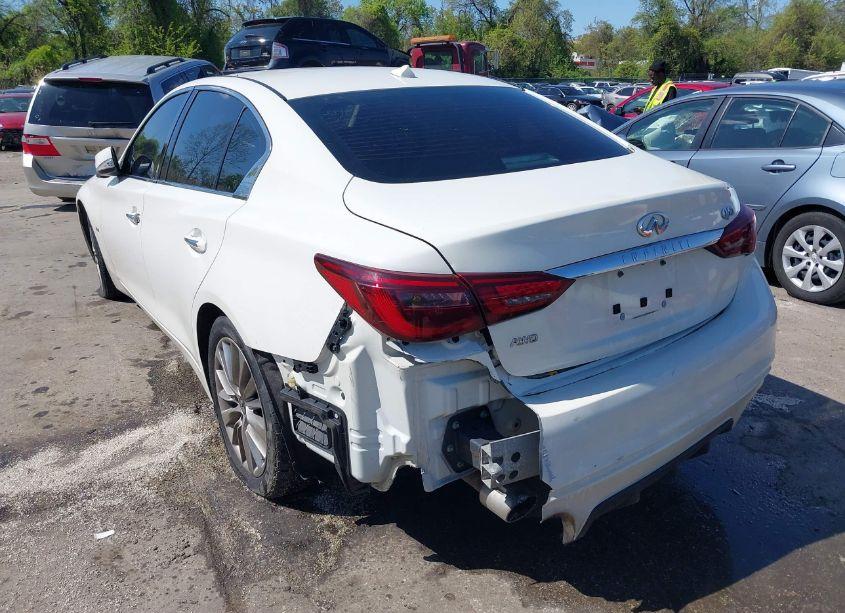Photo 3 of 2018 Infiniti Q50 3.0T LUXE (VIN JN1EV7AR3JM442538)