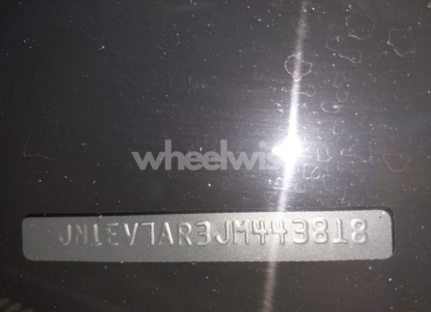 Photo 17 of 2018 Infiniti Q50 3.0T LUXE (VIN JN1EV7AR3JM443818)