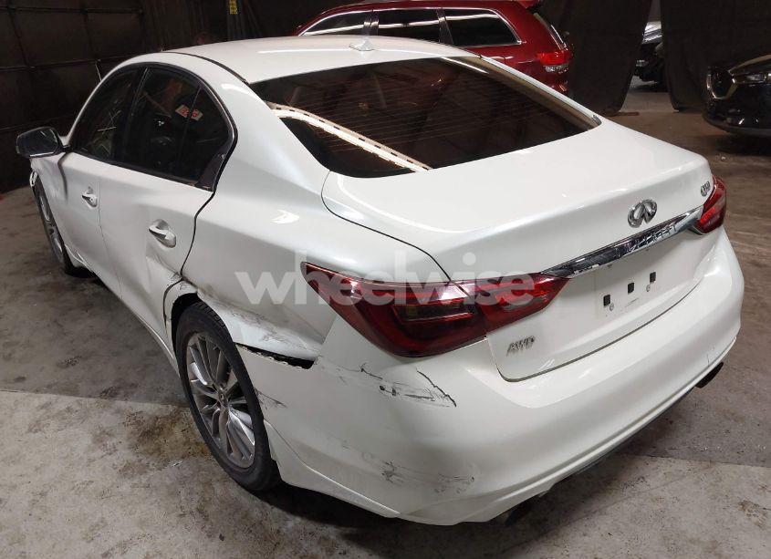 Photo 3 of 2018 Infiniti Q50 3.0T LUXE (VIN JN1EV7AR3JM443818)