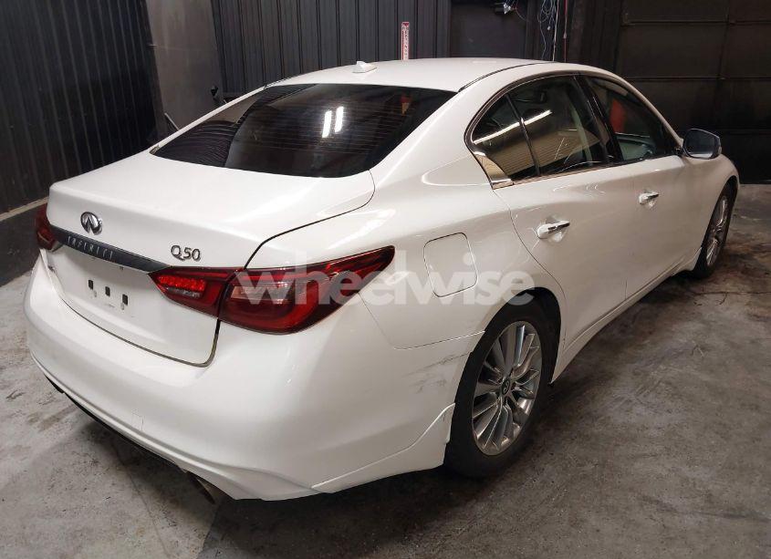 Photo 4 of 2018 Infiniti Q50 3.0T LUXE (VIN JN1EV7AR3JM443818)