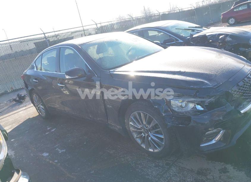 Photo 13 of 2018 Infiniti Q50 3.0T LUXE (VIN JN1EV7AR3JM444113)