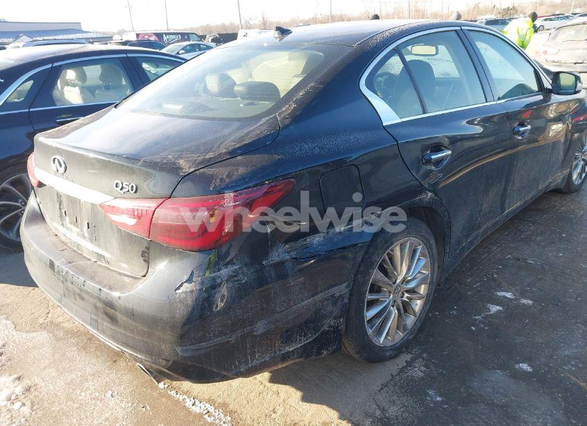 Photo 18 of 2018 Infiniti Q50 3.0T LUXE (VIN JN1EV7AR3JM444113)