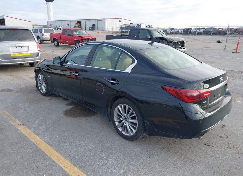 Photo 3 of 2019 Infiniti Q50 3.0T LUXE (VIN JN1EV7AR3KM590433)