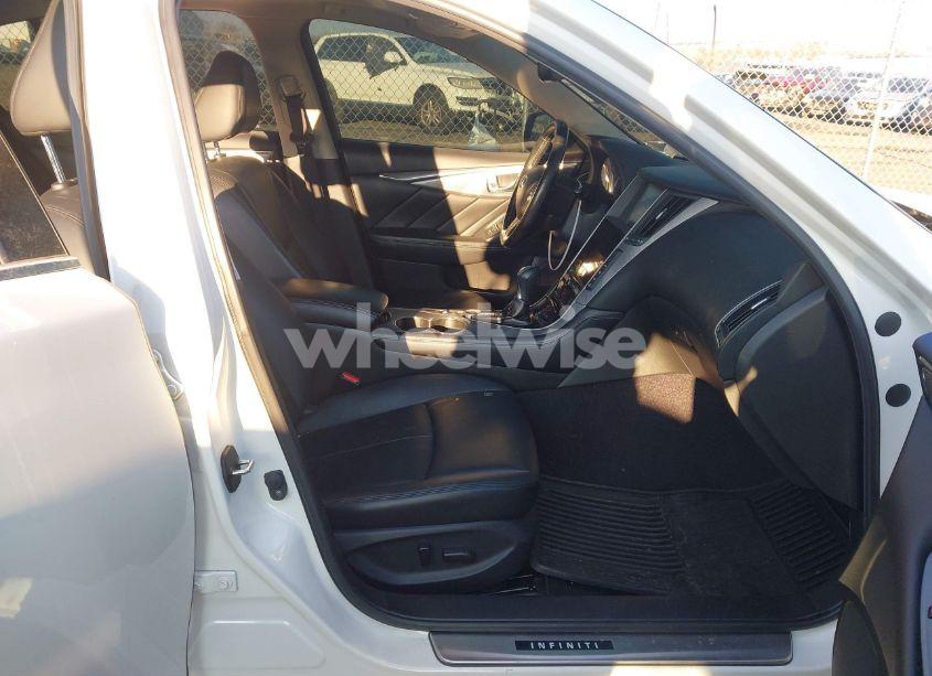 Photo 5 of 2016 Infiniti Q50 3.0T PREMIUM/3.0T SPORT (VIN JN1EV7AR4GM346491)