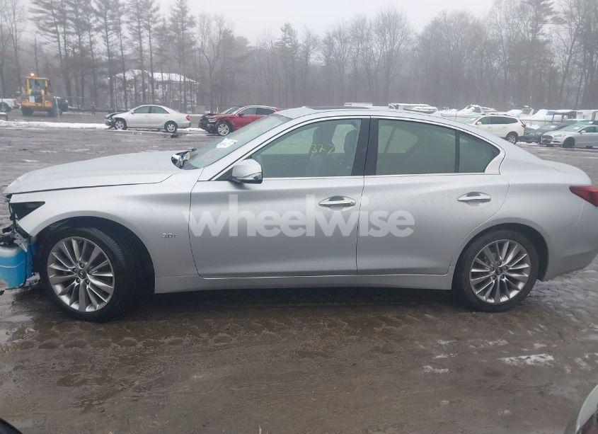 Photo 15 of 2018 Infiniti Q50 3.0T LUXE (VIN JN1EV7AR4JM431502)