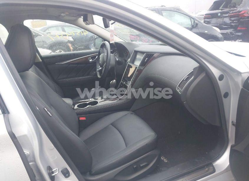 Photo 5 of 2018 Infiniti Q50 3.0T LUXE (VIN JN1EV7AR4JM431502)