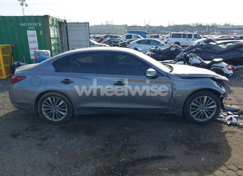 Photo 12 of 2018 Infiniti Q50 3.0T LUXE (VIN JN1EV7AR4JM432438)