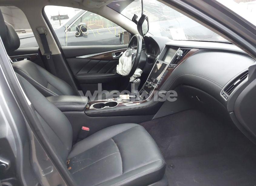 Photo 5 of 2018 Infiniti Q50 3.0T LUXE (VIN JN1EV7AR4JM441219)