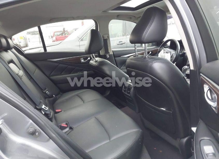 Photo 8 of 2018 Infiniti Q50 3.0T LUXE (VIN JN1EV7AR4JM441219)